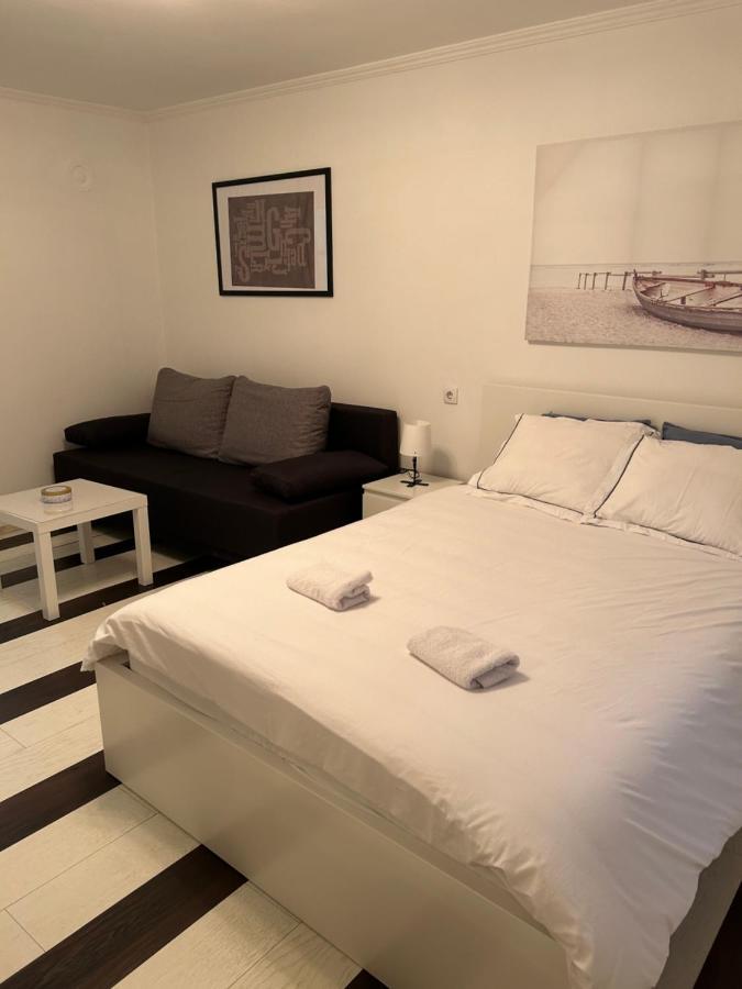 Lana Apartman Belgrade Exterior photo