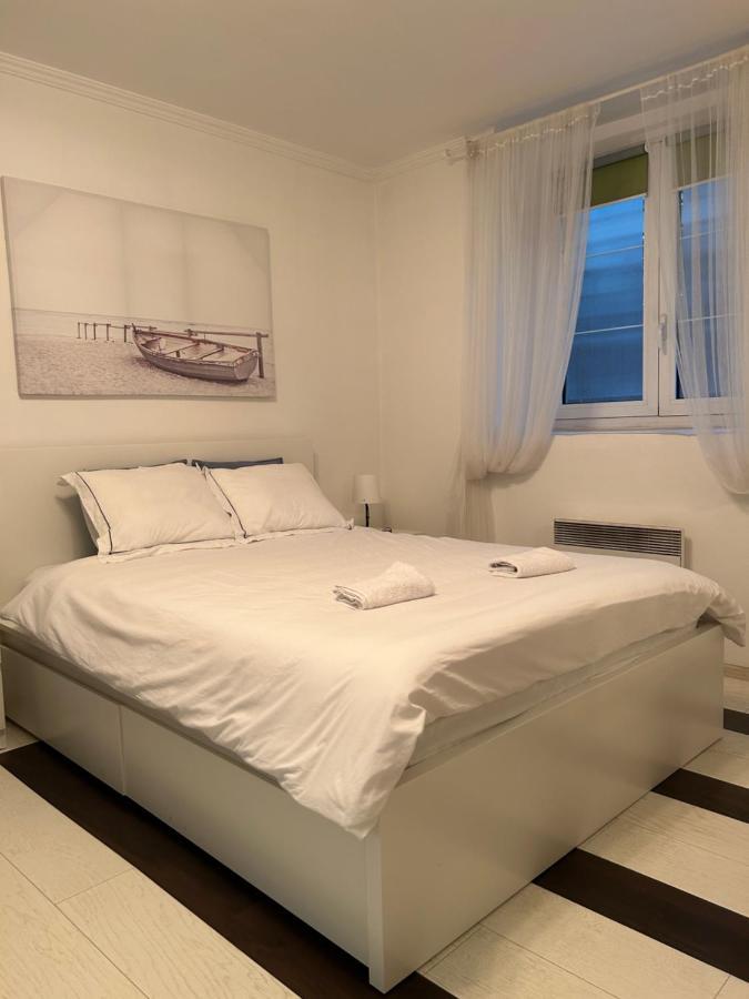 Lana Apartman Belgrade Exterior photo